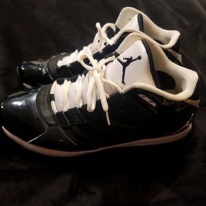 Nike Air Jordan Big Ups Max in Black and White - Size 16